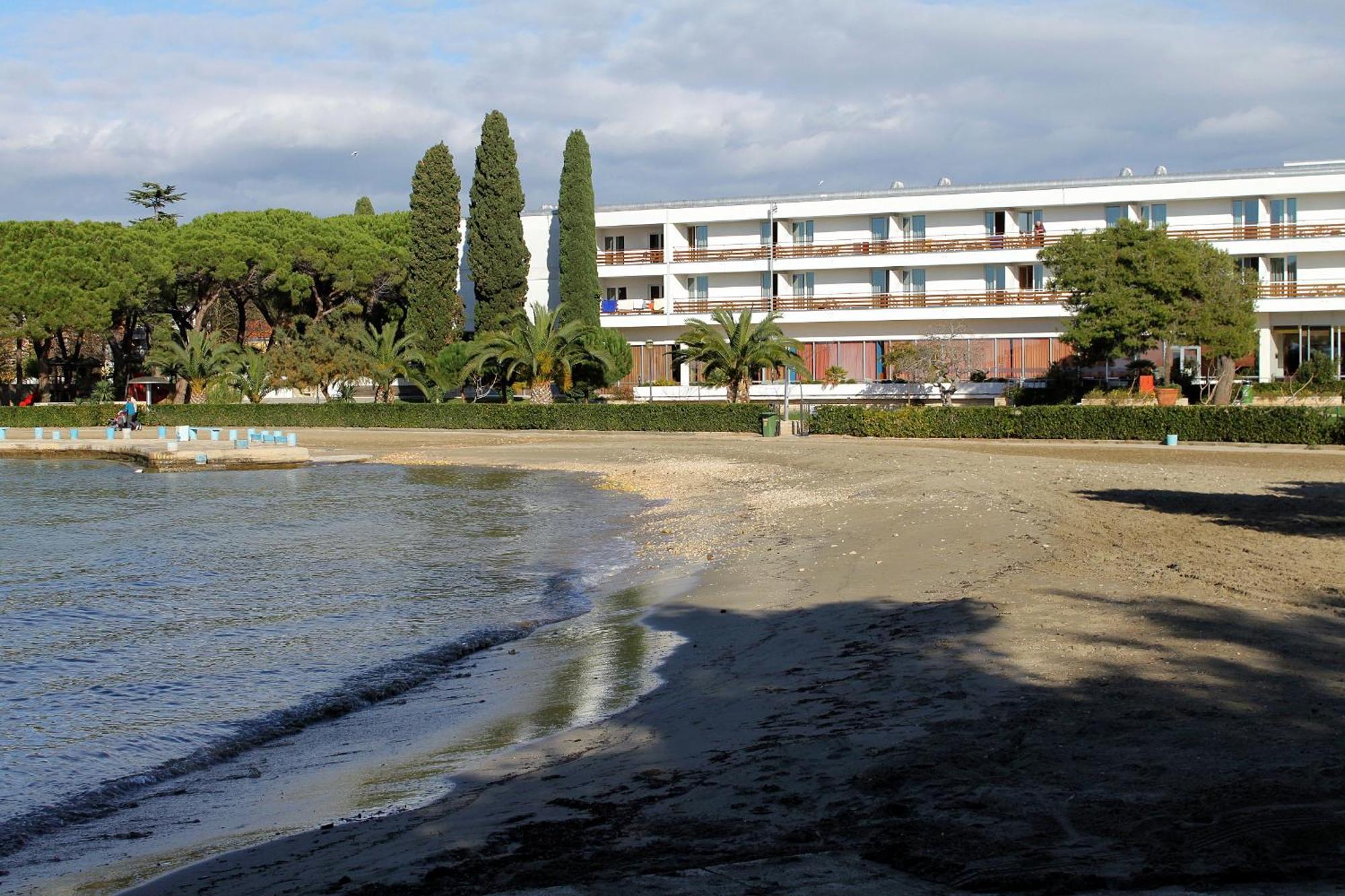 Family Friendly Apartments With A Swimming Pool Zadar - 18098 Luaran gambar