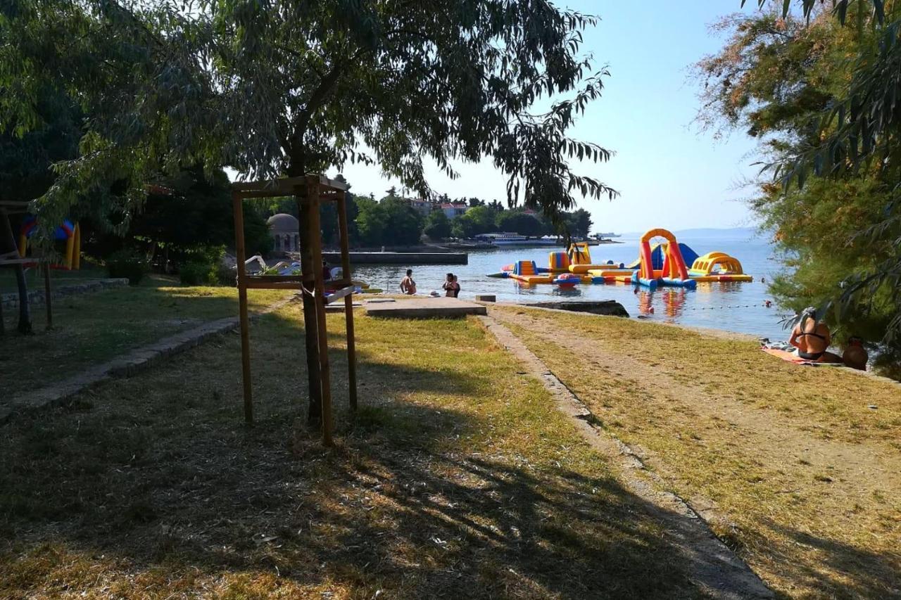 Family Friendly Apartments With A Swimming Pool Zadar - 18098 Luaran gambar