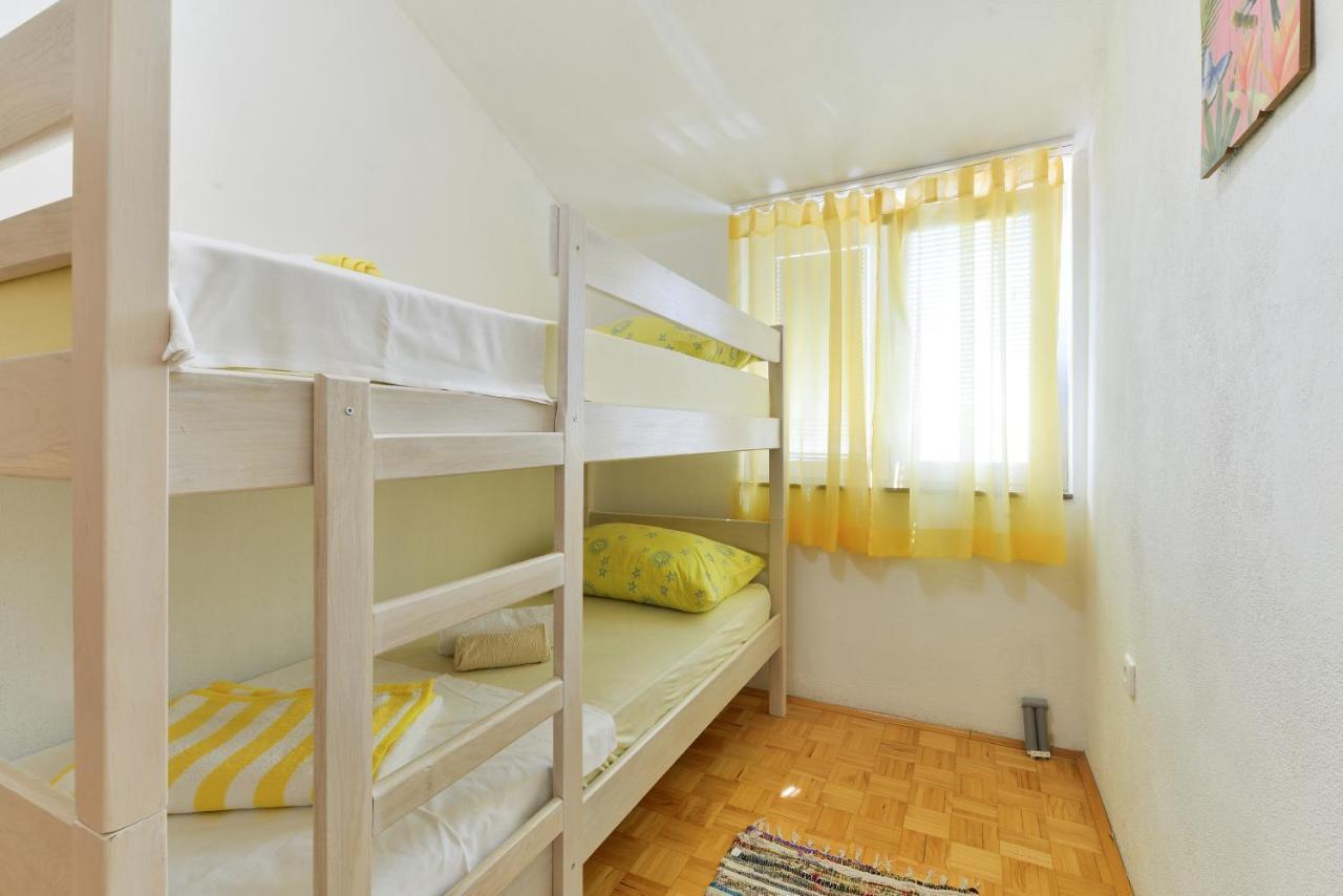 Family Friendly Apartments With A Swimming Pool Zadar - 18098 Luaran gambar