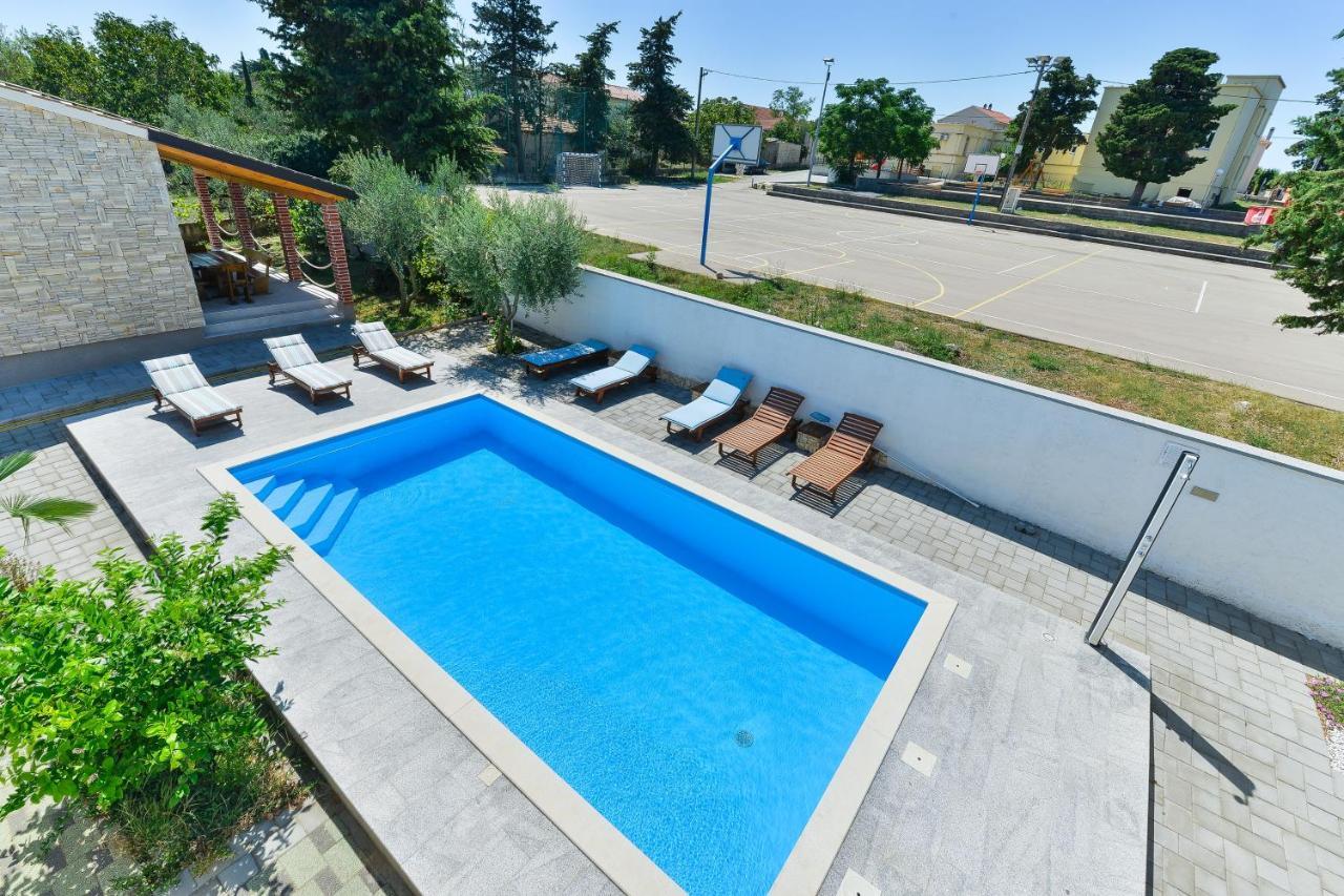 Family Friendly Apartments With A Swimming Pool Zadar - 18098 Luaran gambar